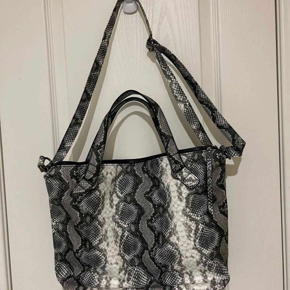 Jessica Simpson Black and White Phython Zoey Satchel